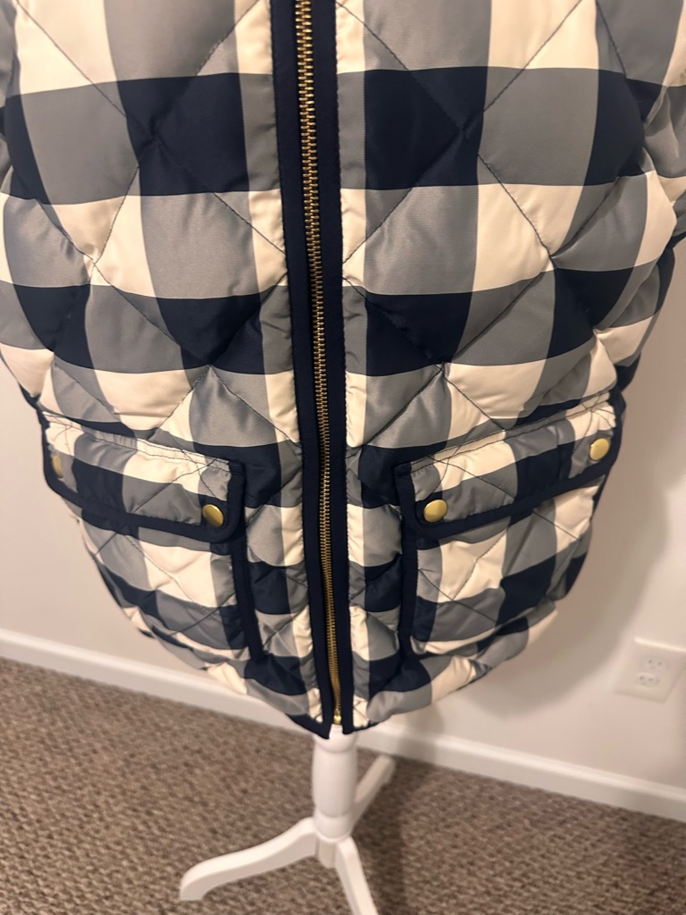 J Crew Excursion Quilted Down Vest in Blue Buffalo Plaid Size XL - Picture 2 of 6